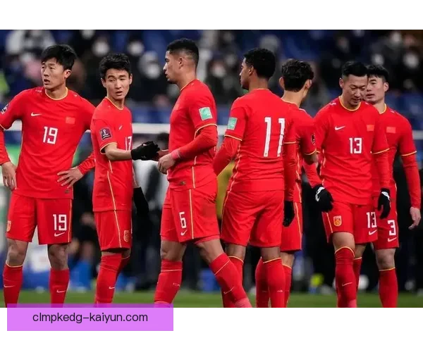 足球新星热点展现球员状态回暖，值得关注球员名单不断扩大