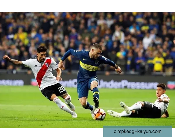 南美足球战术精髓：技术融合与进攻创造力持续提升